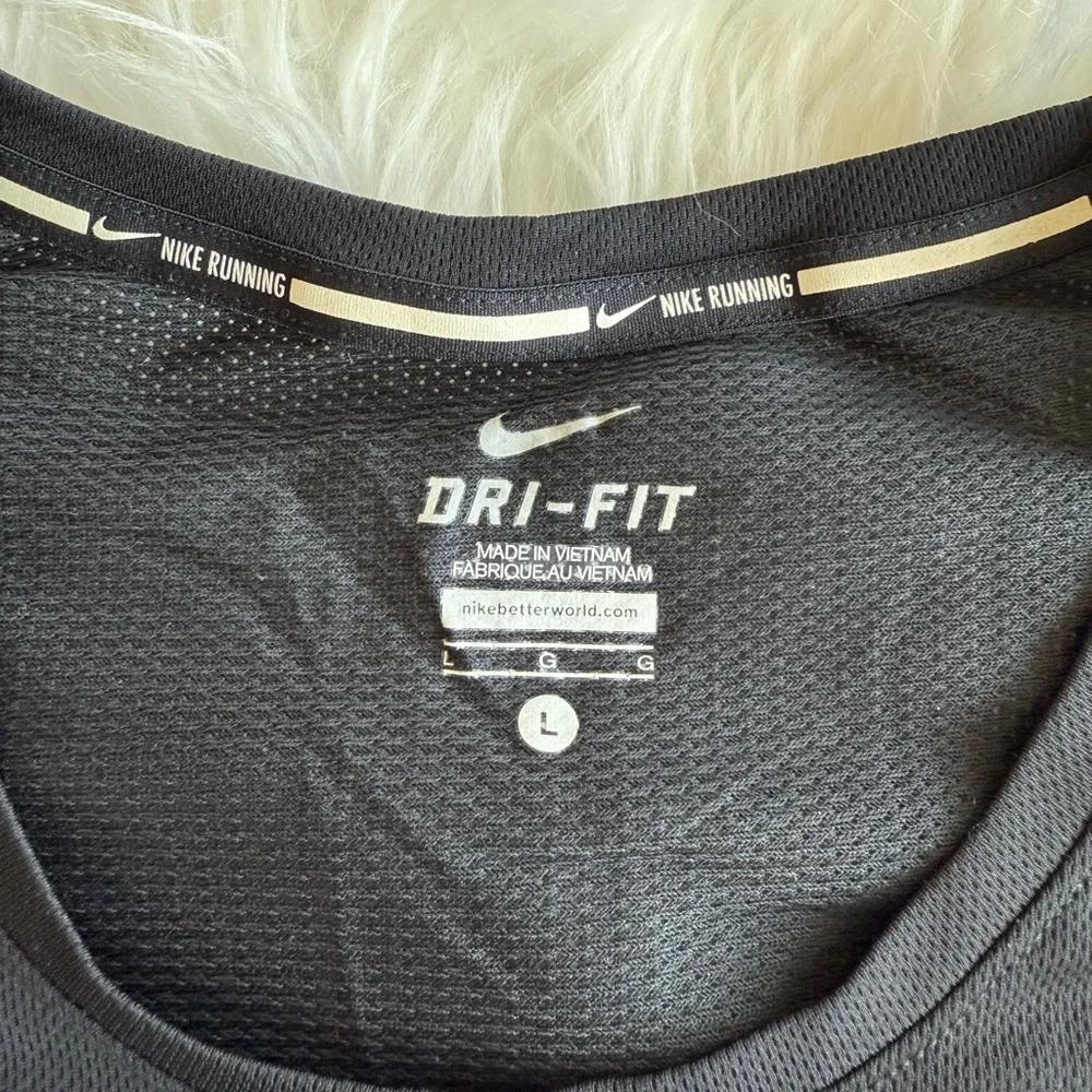 Nike | Women’s Large Black Dri-Fit Athletic Shirt
